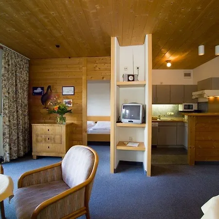 Aparthotel Appartement-hotel Seespitz 4*