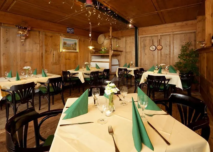 希尔匹兹公寓式酒店 4* 福森